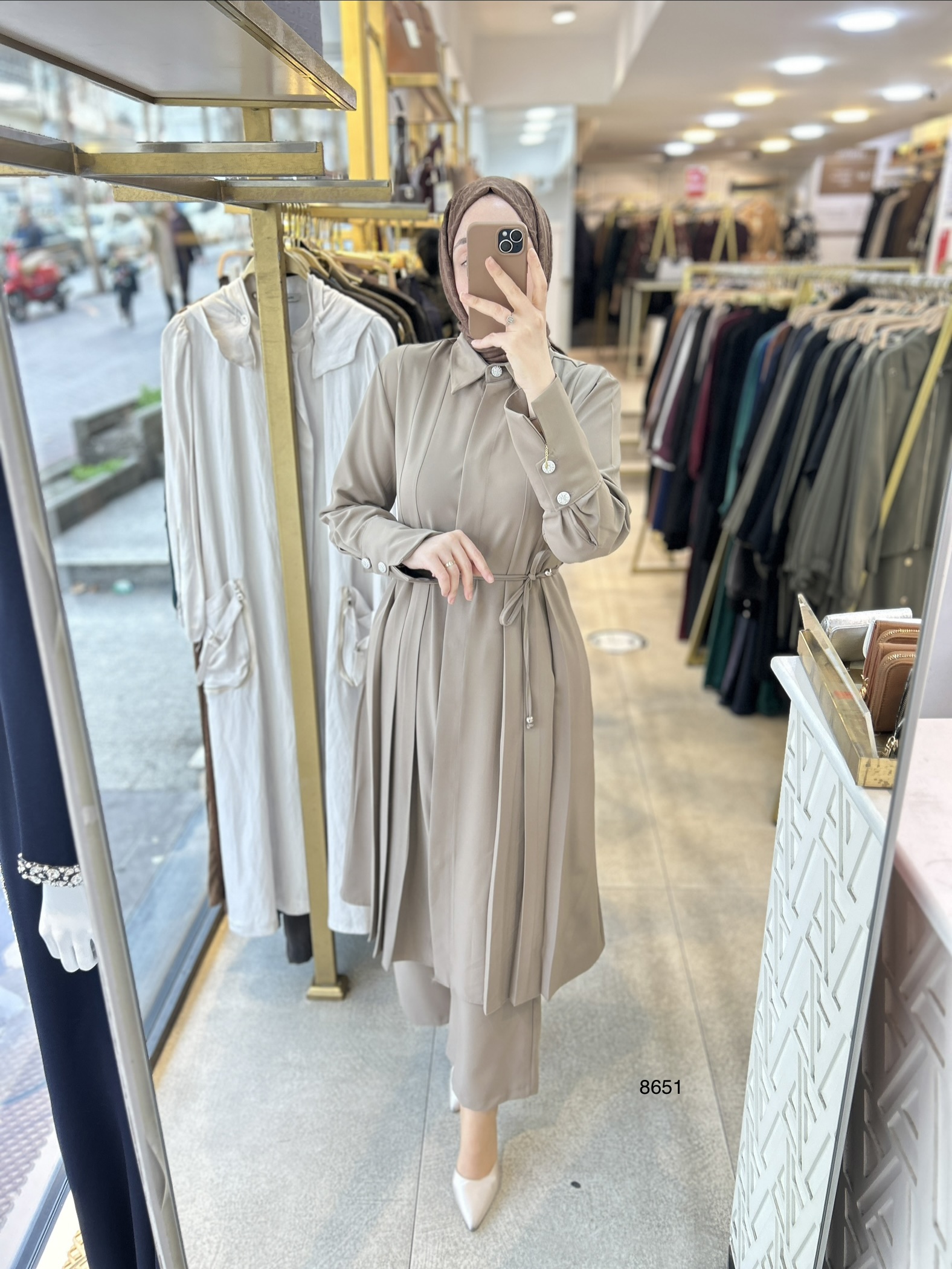 8651 Dik Yakalı Düğme Detaylı Takım - Görsel 24