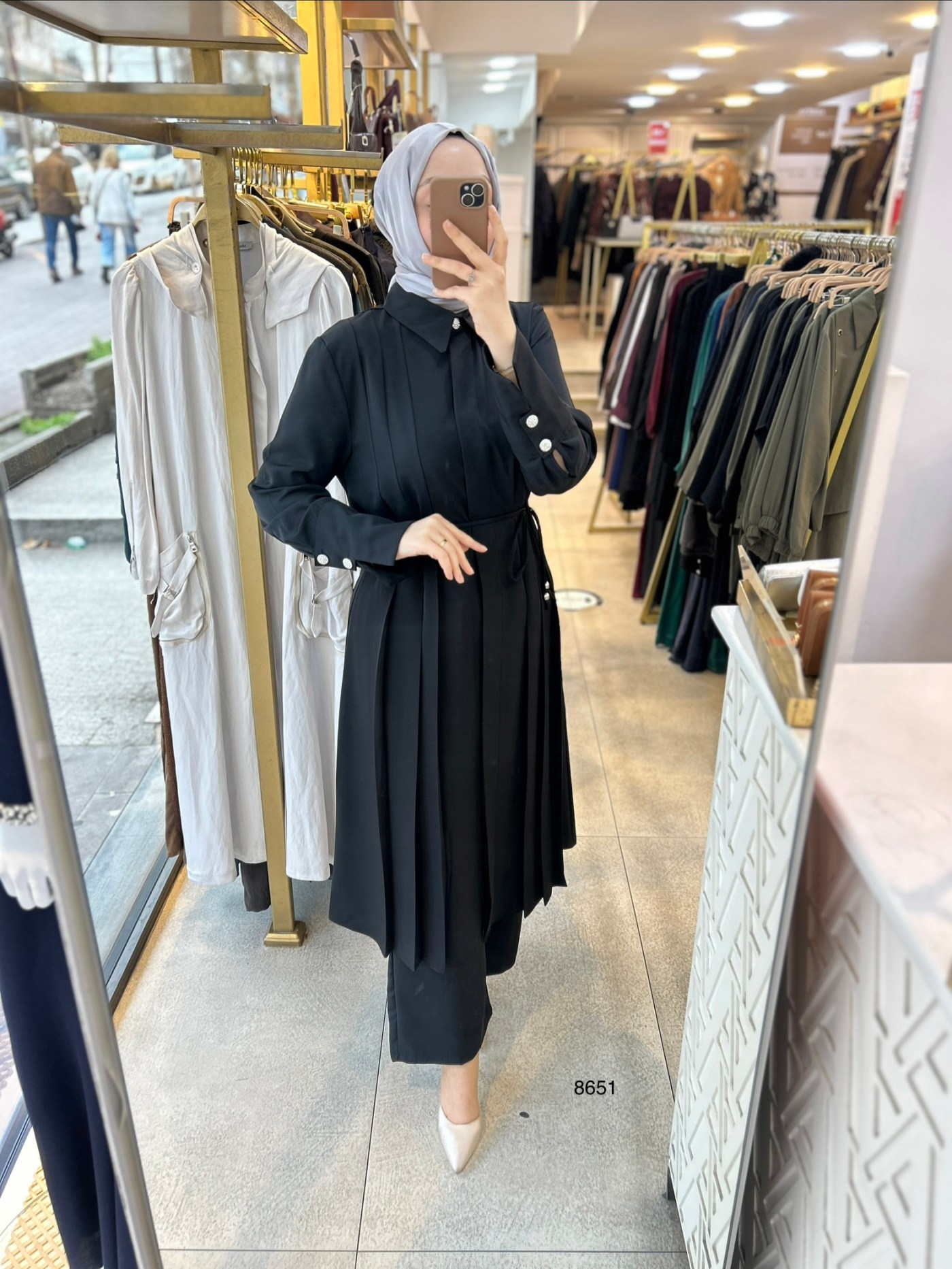 8651 Dik Yakalı Düğme Detaylı Takım