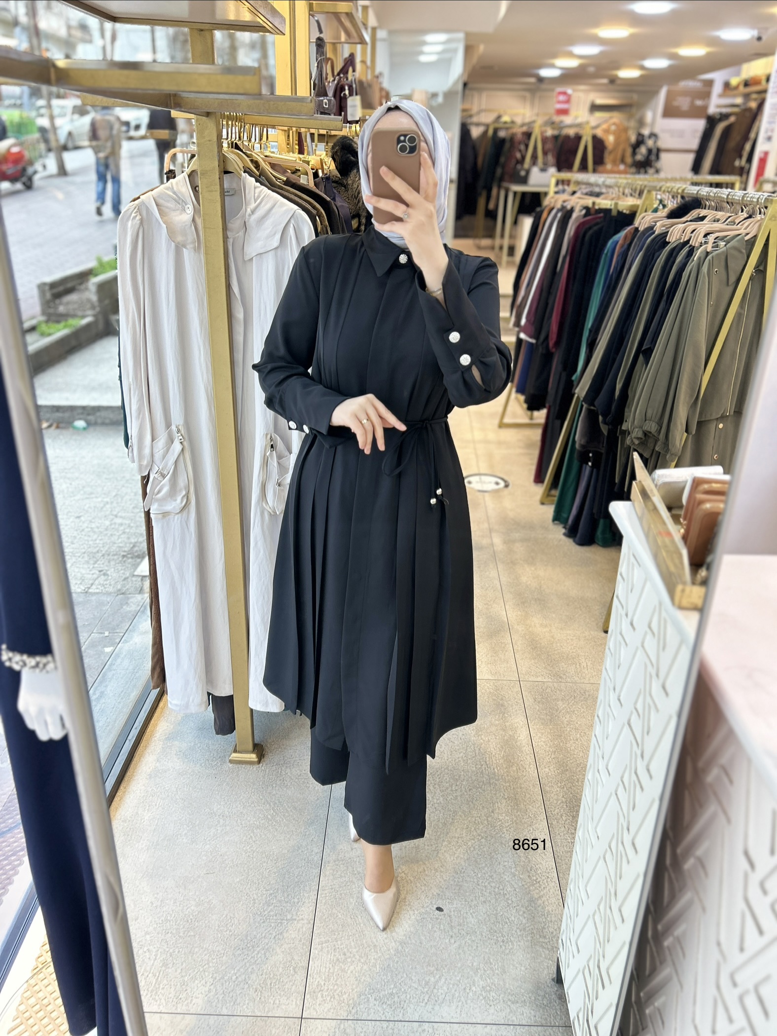 8651 Dik Yakalı Düğme Detaylı Takım - Görsel 19