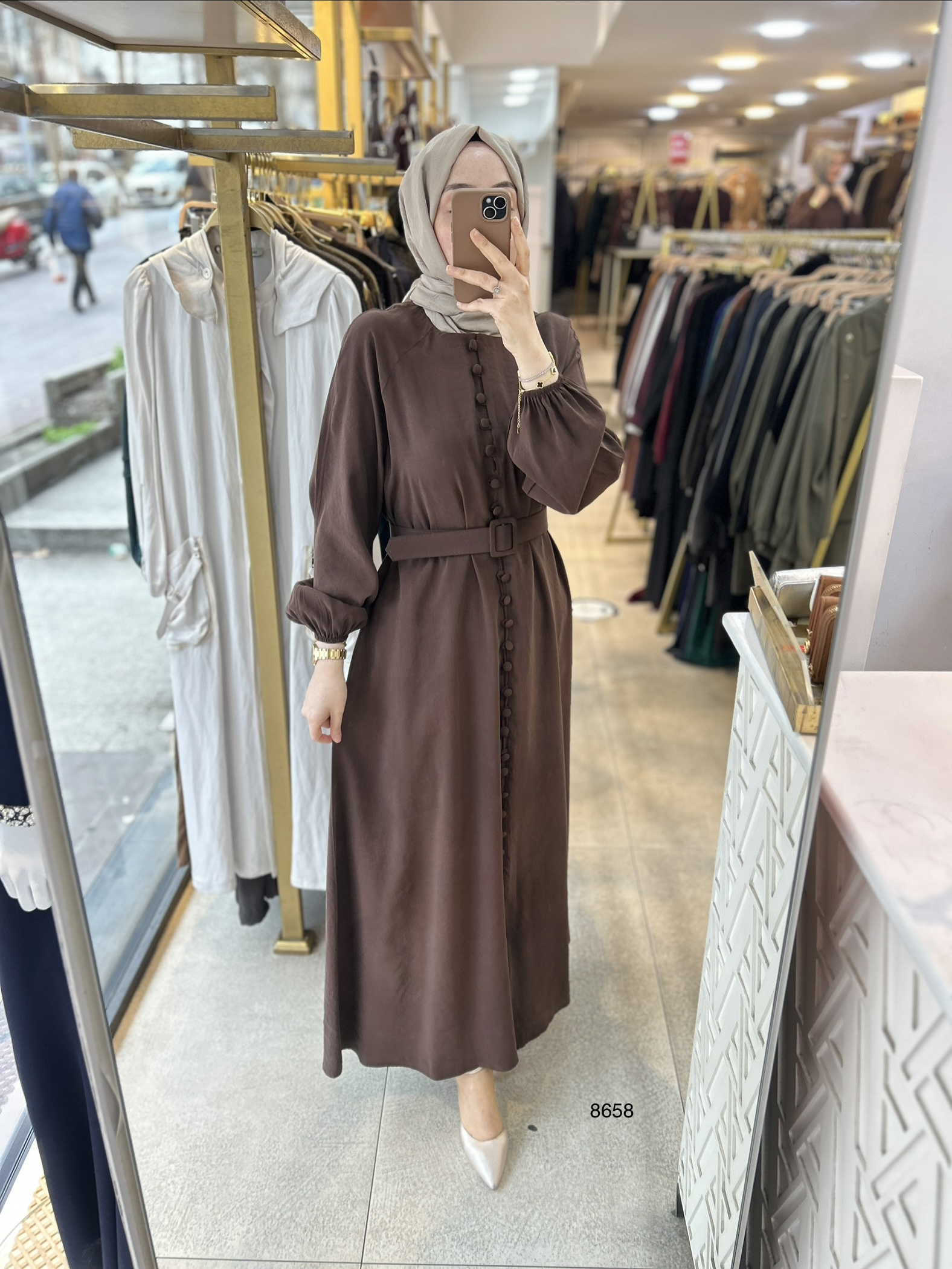 8658 Boydan Düğme Detaylı Kumaş Kemerli Elbise - Görsel 22