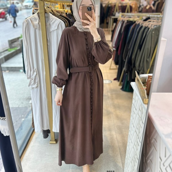 8658 Boydan Düğme Detaylı Kumaş Kemerli Elbise - Görsel 10