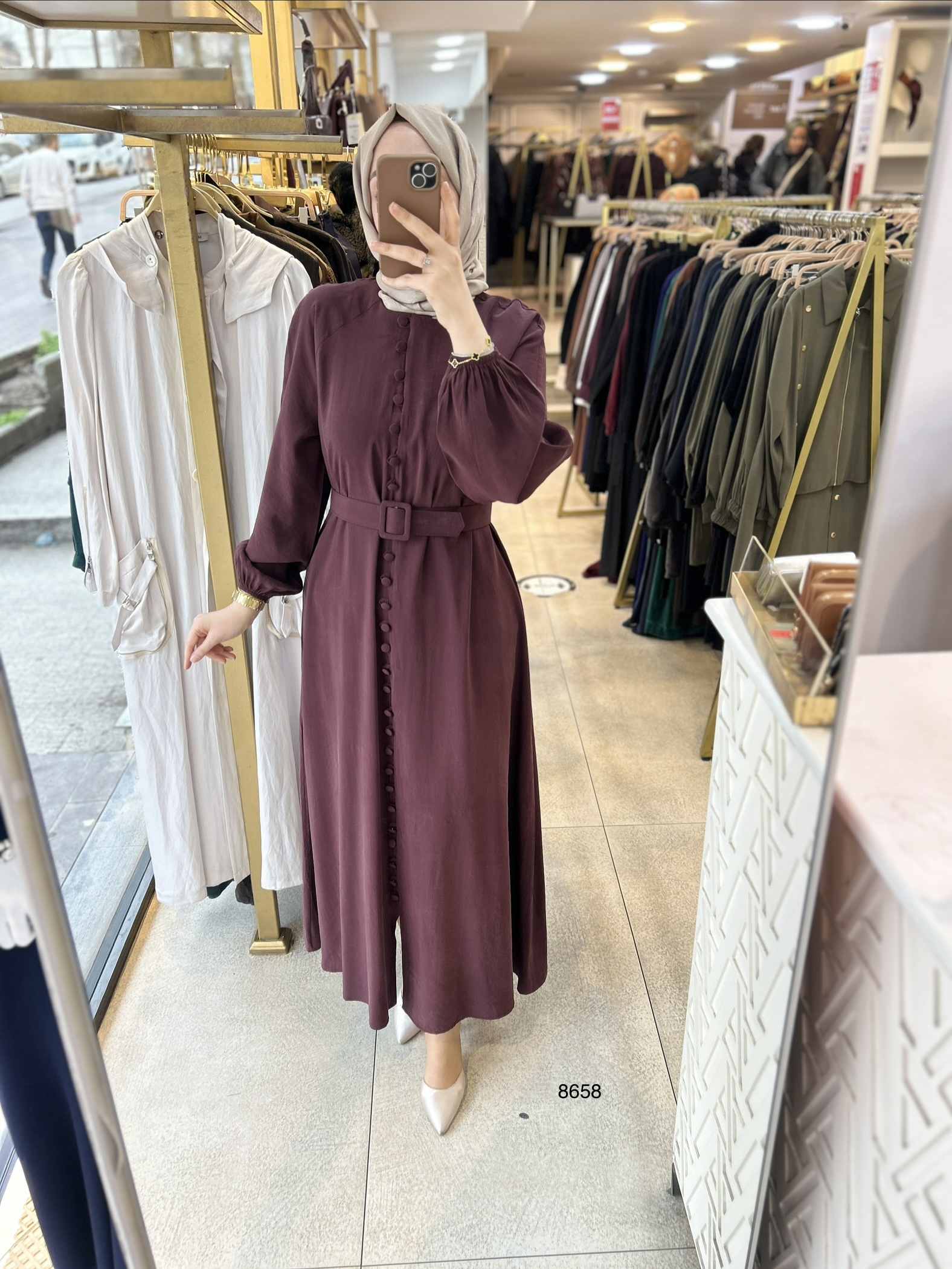 8658 Boydan Düğme Detaylı Kumaş Kemerli Elbise - Görsel 14