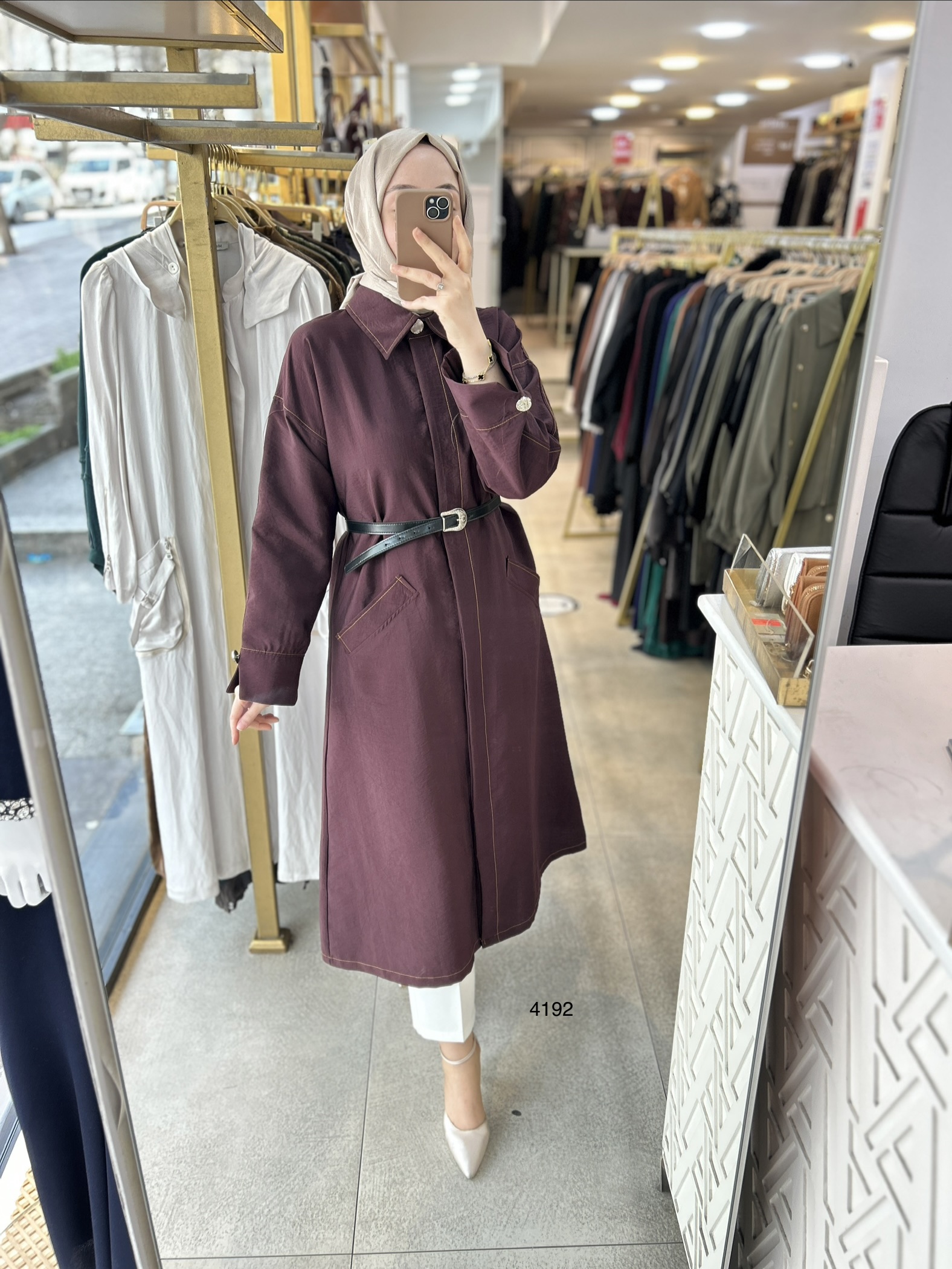 4192 Uzun Kollu Önden Düğmeli Belden Kemerli Kap - Görsel 1