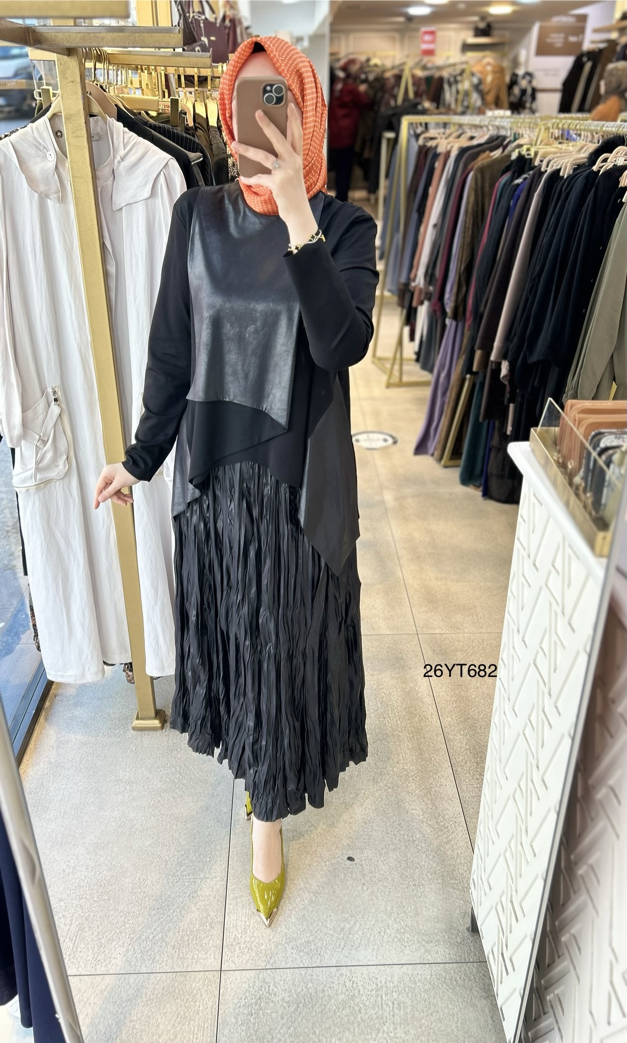 26YT682 Deri Detaylı Takım