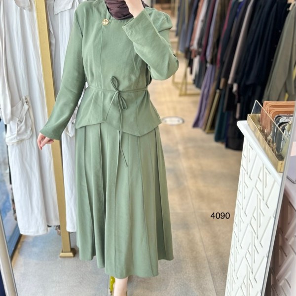 4090 Kemerli Düğme Detaylı Etekli Takım - Görsel 3