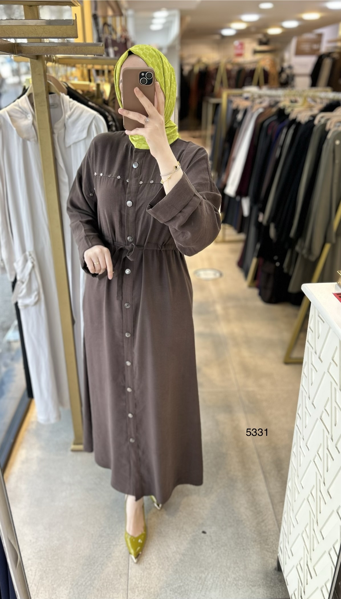 5331 Zımba Detaylı Boydan Düğmeli Elbise