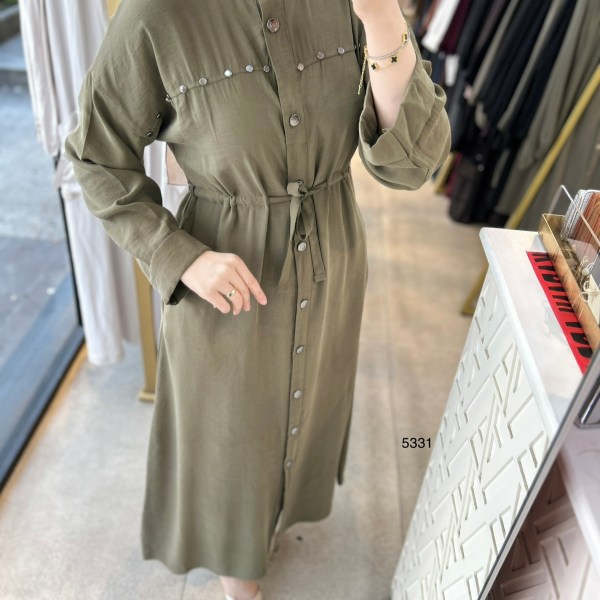 5331 Zımba Detaylı Boydan Düğmeli Elbise - Görsel 11