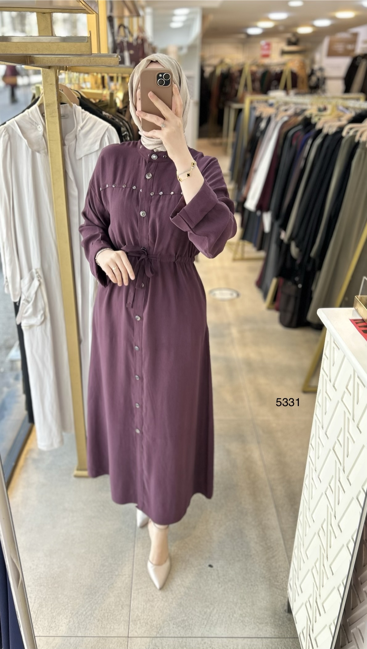 5331 Zımba Detaylı Boydan Düğmeli Elbise