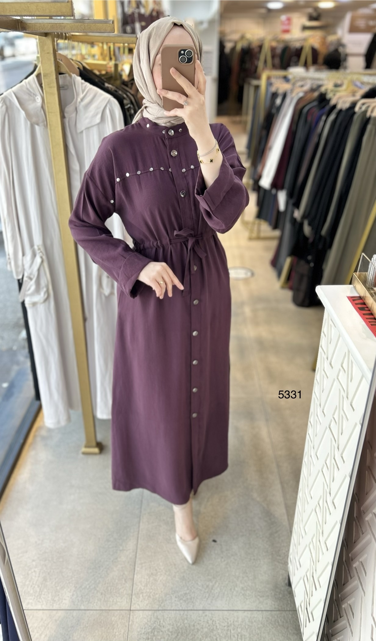 5331 Zımba Detaylı Boydan Düğmeli Elbise