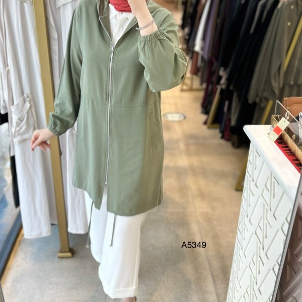 A5349 Kapüşonlu ve Fermuarlı Kap - Görsel 1