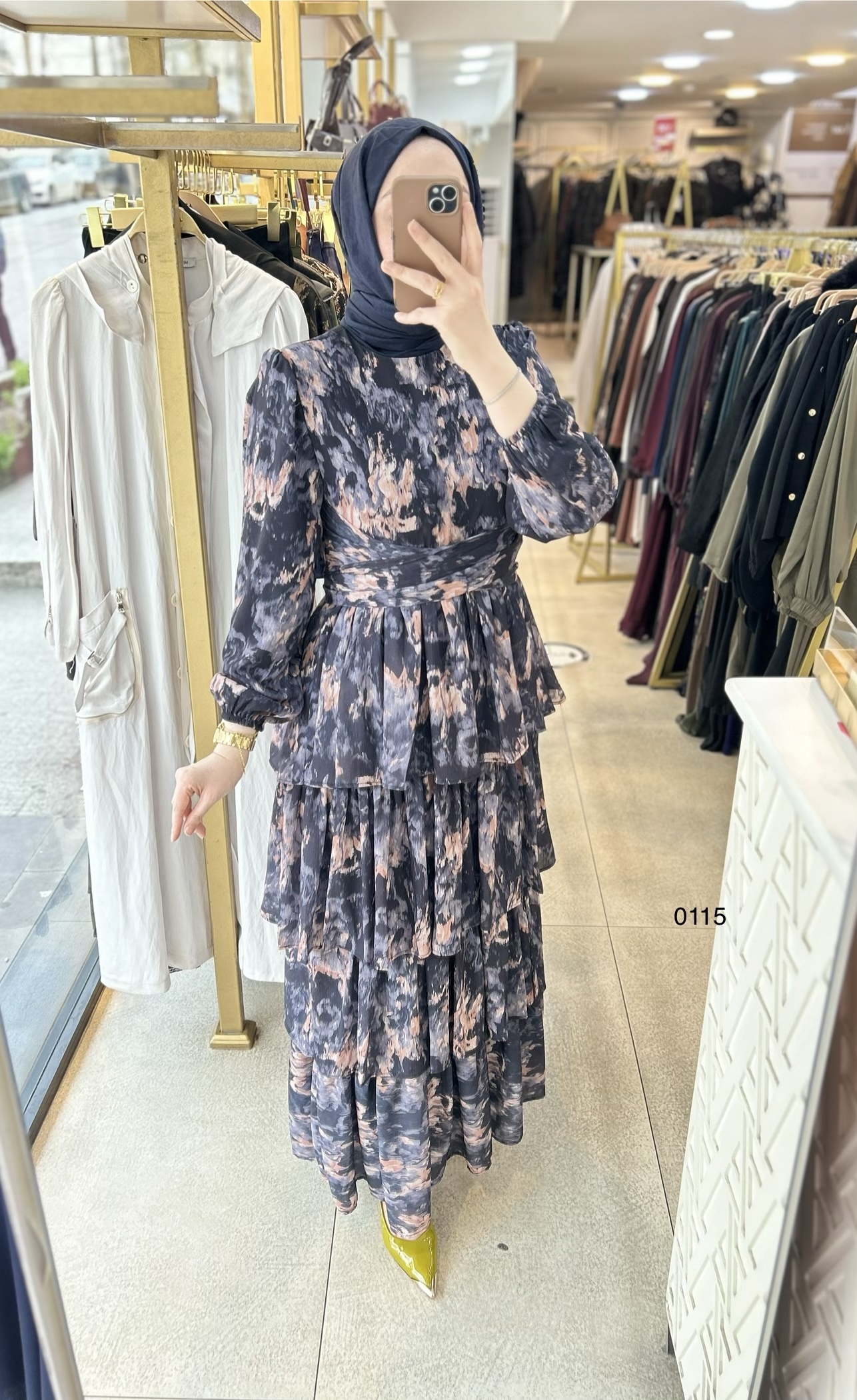 0115 Kat Kat Bağlama Detaylı Elbise