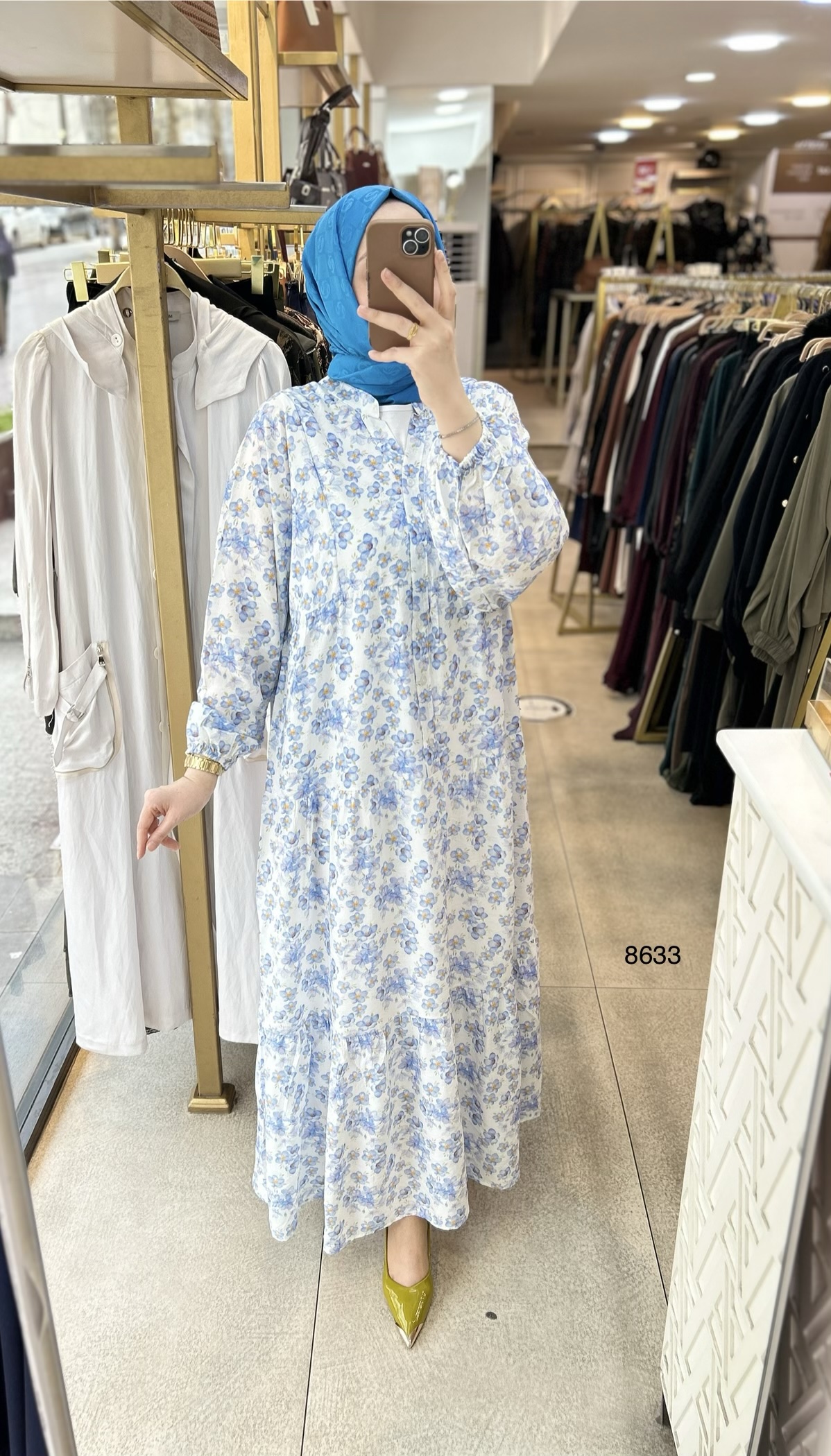 8633 Önü Düğmeli Çiçek Desenli Elbise