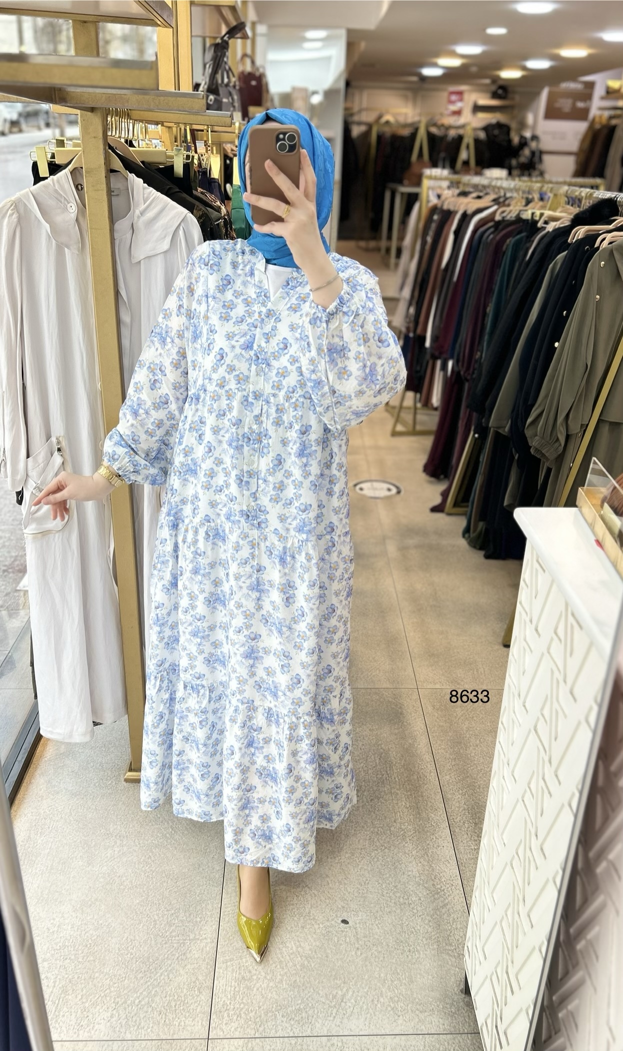 8633 Önü Düğmeli Çiçek Desenli Elbise