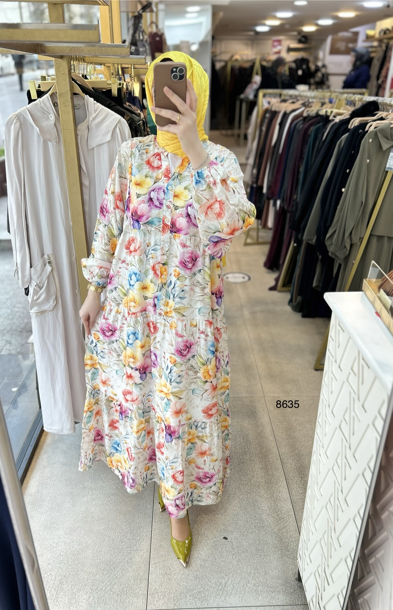 8635 Çiçek Desenli Elbise