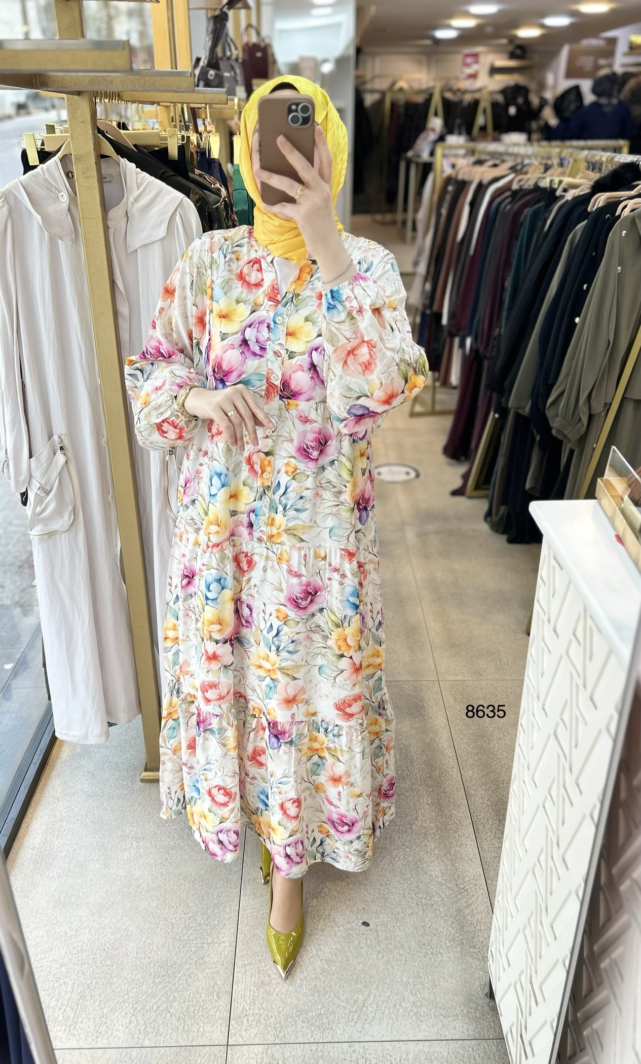 8635 Çiçek Desenli Elbise