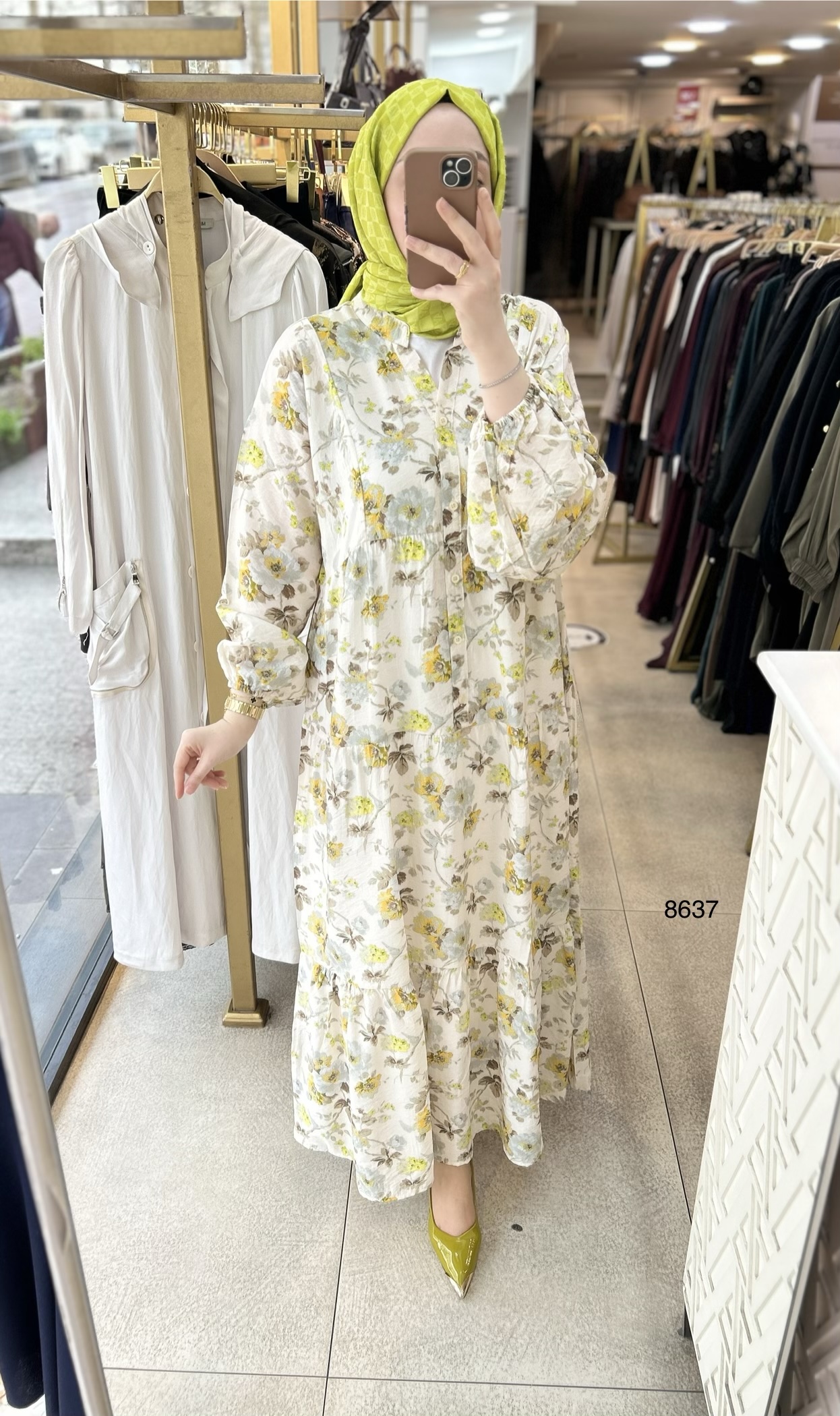 8637 Çiçek Desenli Elbise