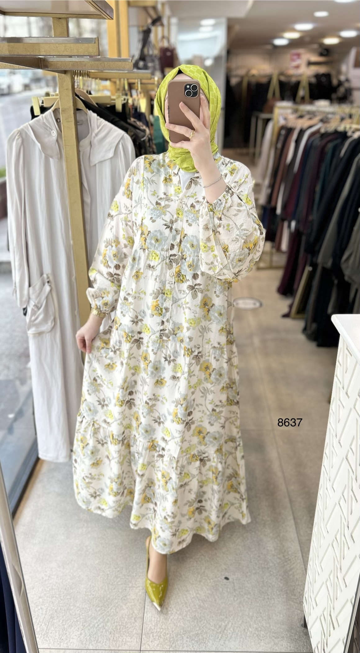 8637 Çiçek Desenli Elbise