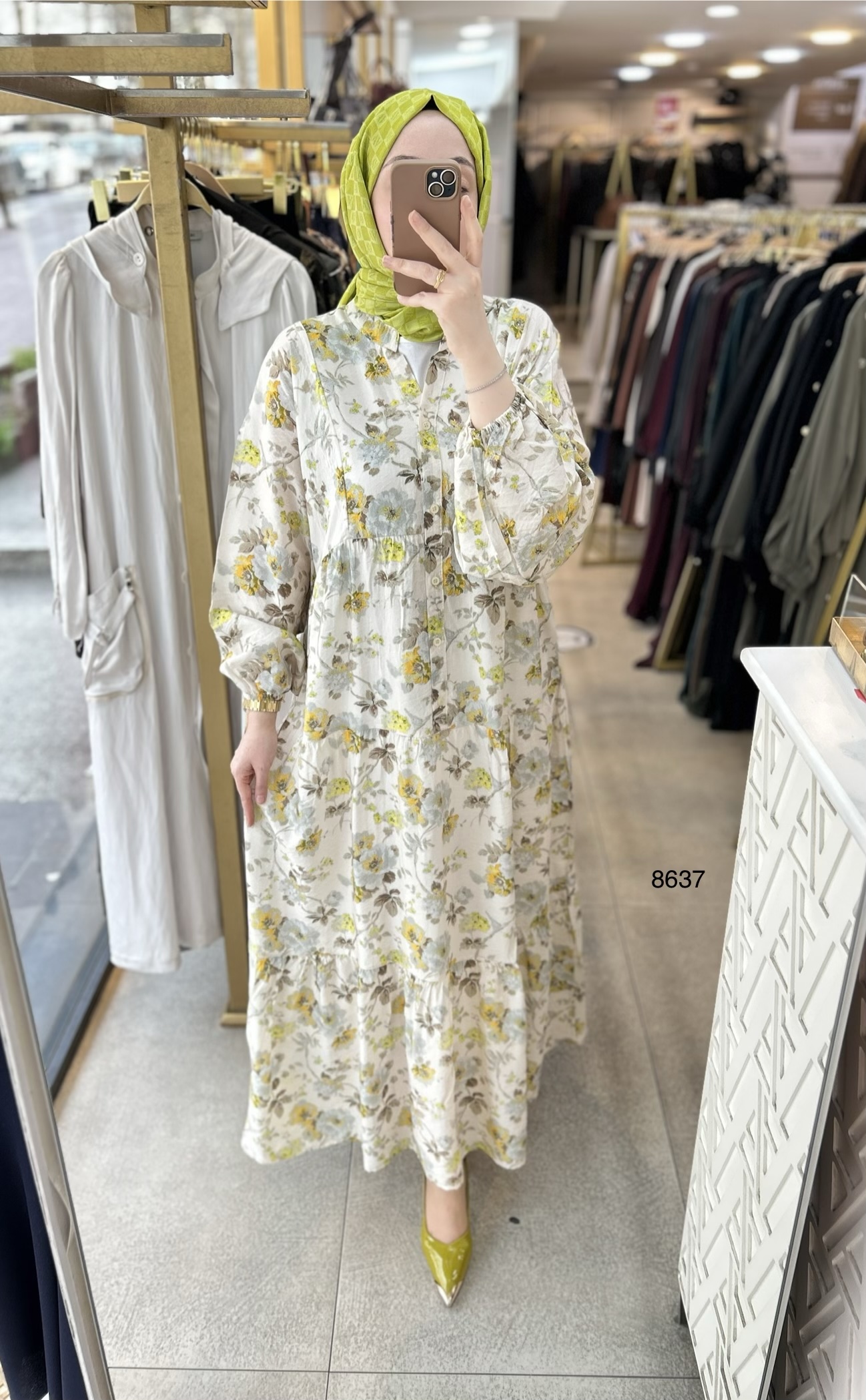 8637 Çiçek Desenli Elbise