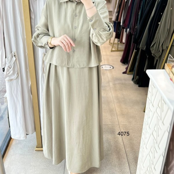 4075 Üstü Gömlekli Elbise - Görsel 2